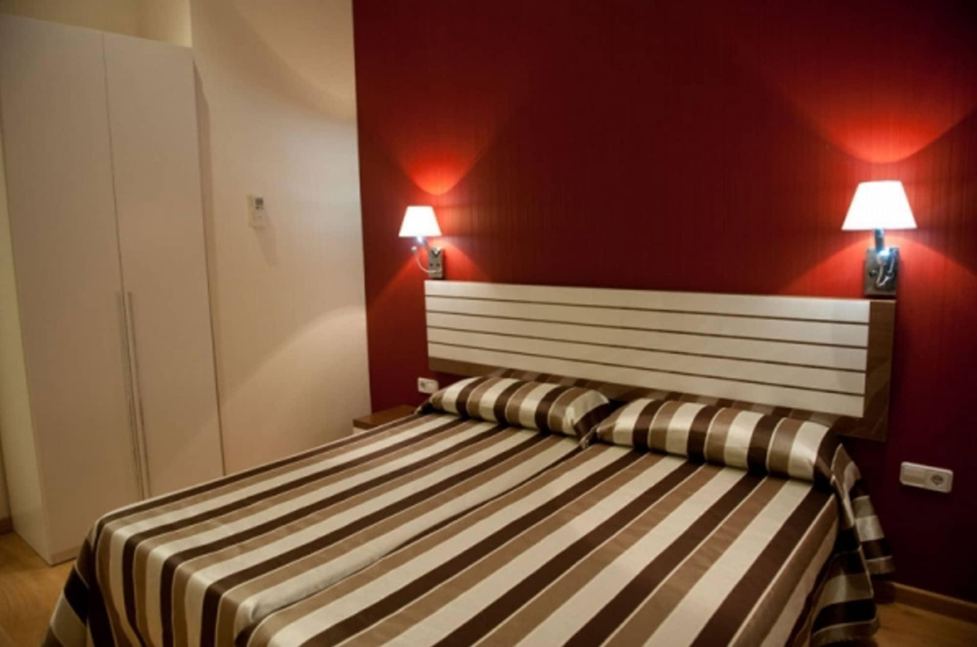 Hostal Bcn 46 Барселона Экстерьер фото