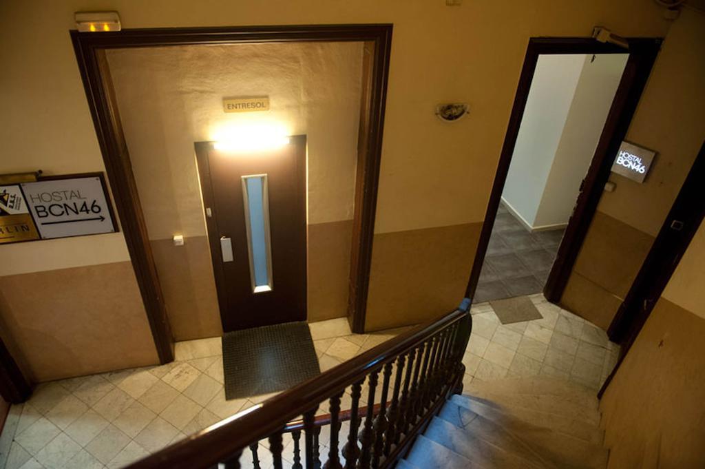 Hostal Bcn 46 Барселона Экстерьер фото